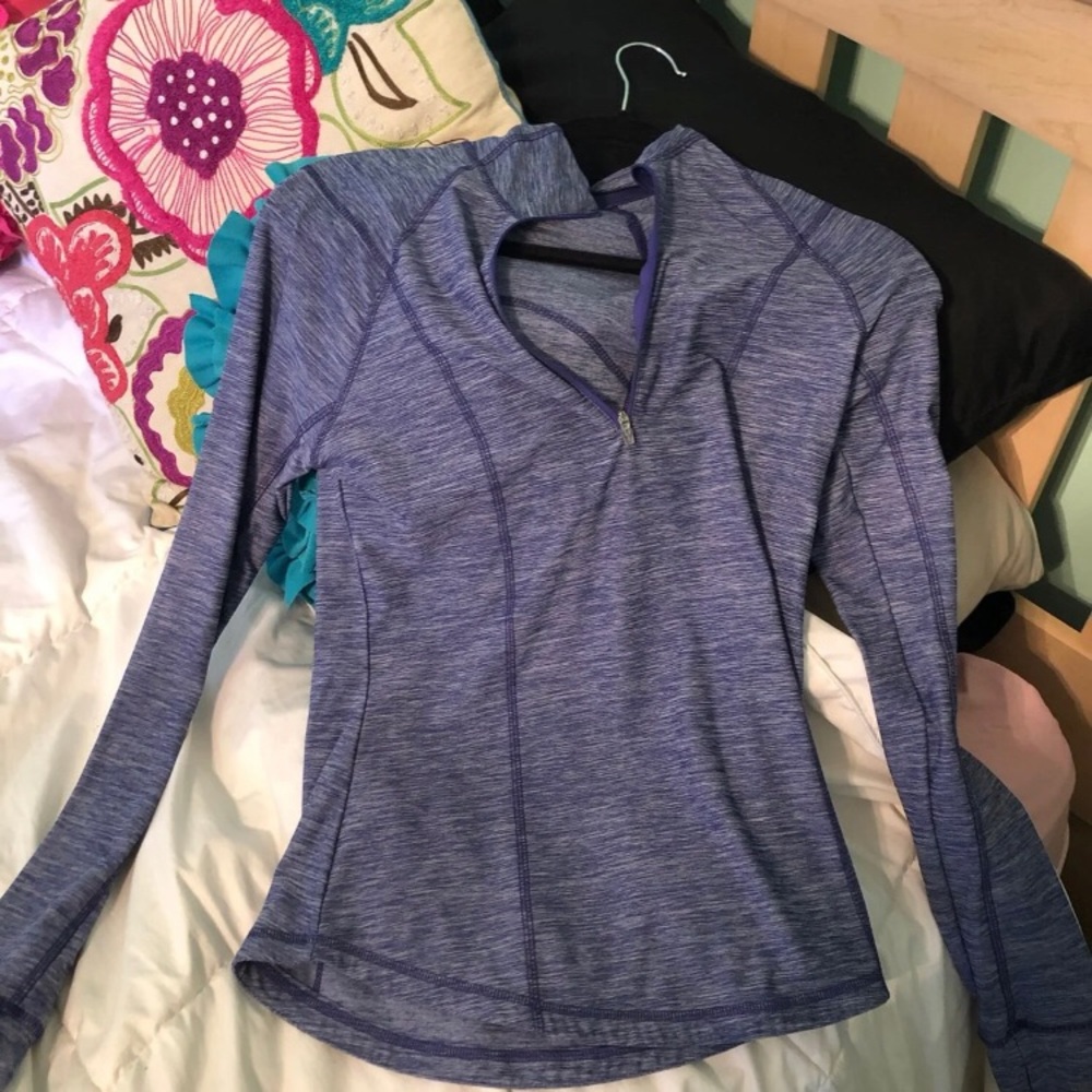Athletic long sleeve